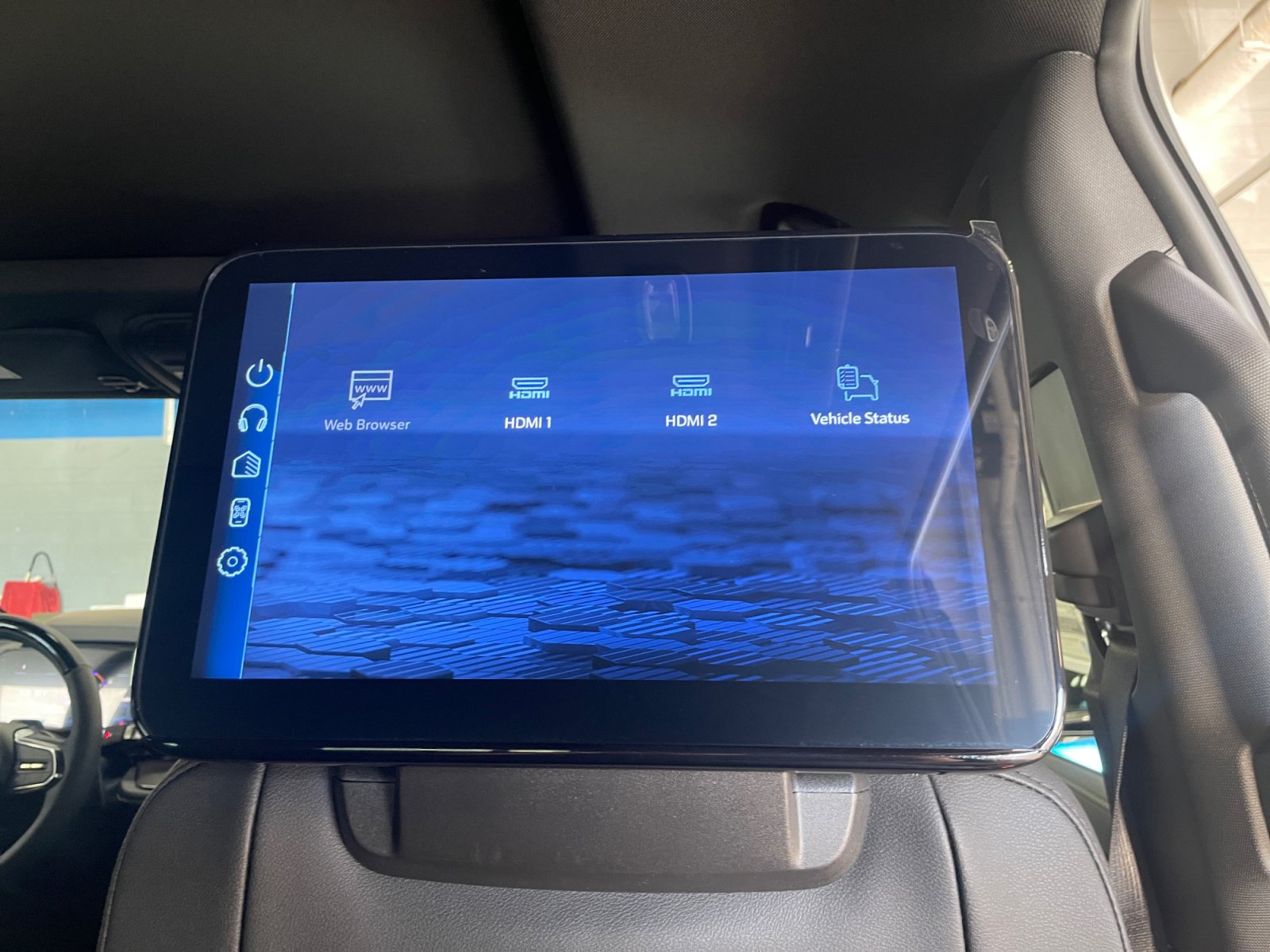 New 2026 Chevrolet Tahoe Premier AWD/4WD image 28