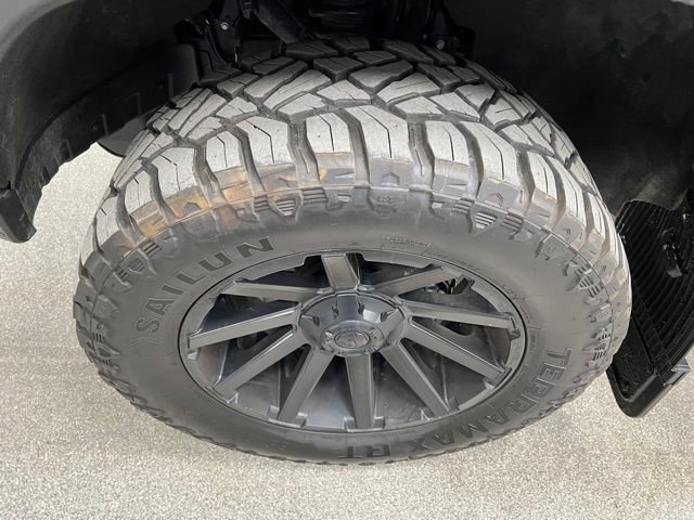 Used 2024 Chevrolet Colorado ZR2 w/ ZR2 Bison Edition image 13