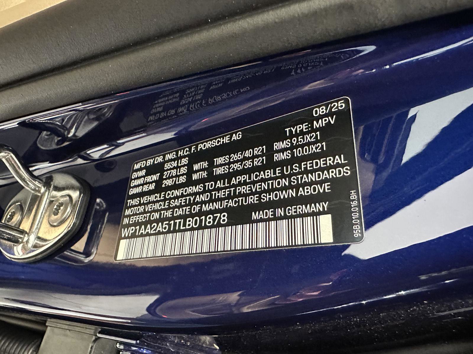 Certified 2026 Porsche Macan Turbo image 18