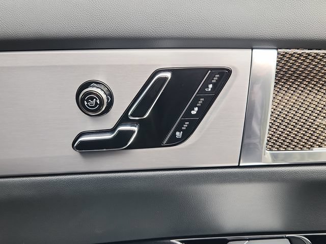 Used 2026 Cadillac Vistiq Sport AWD/4WD image 26