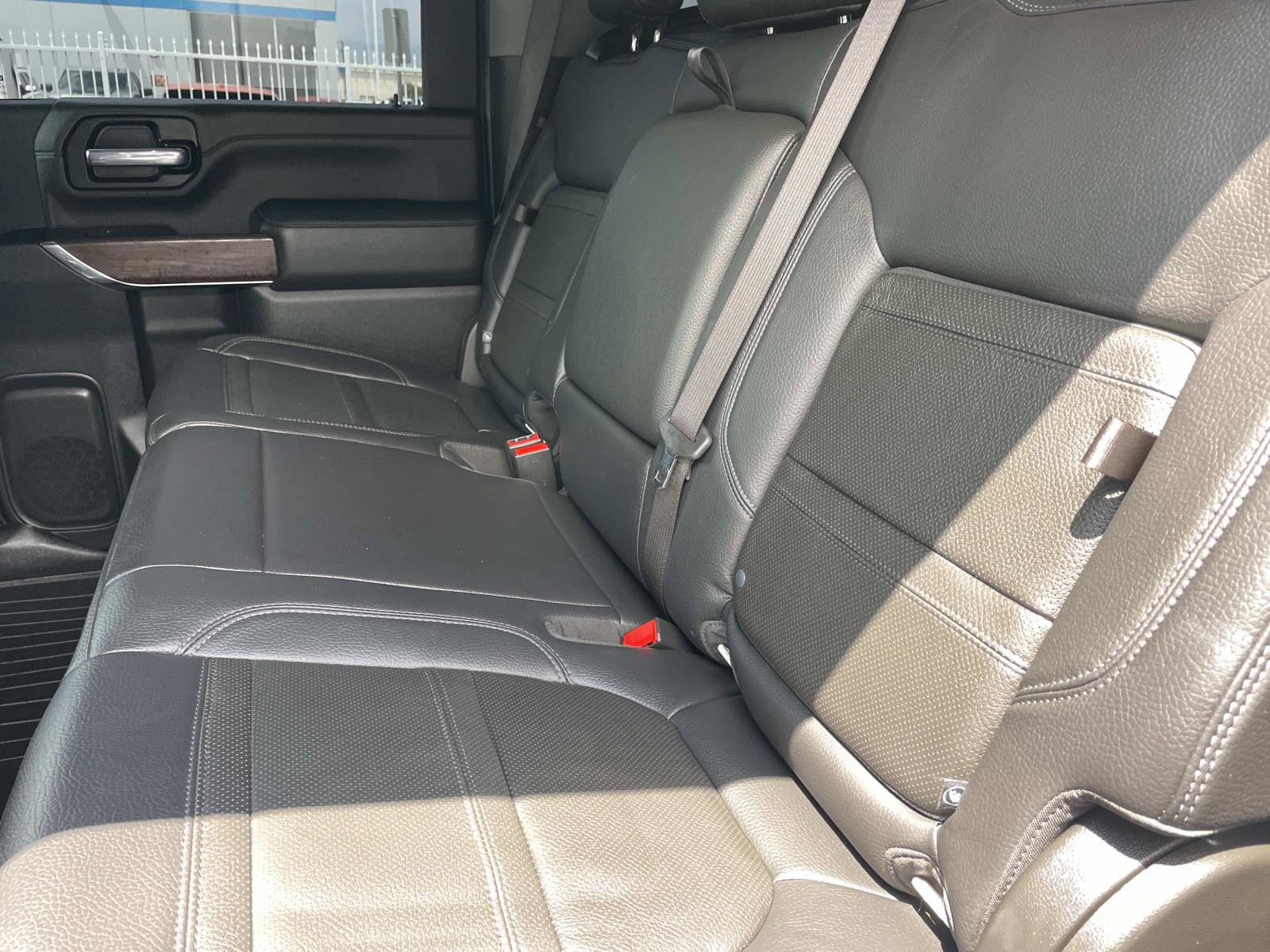 Used 2023 GMC Sierra 2500 Denali w/ Denali Ultimate Package AWD/4WD image 28