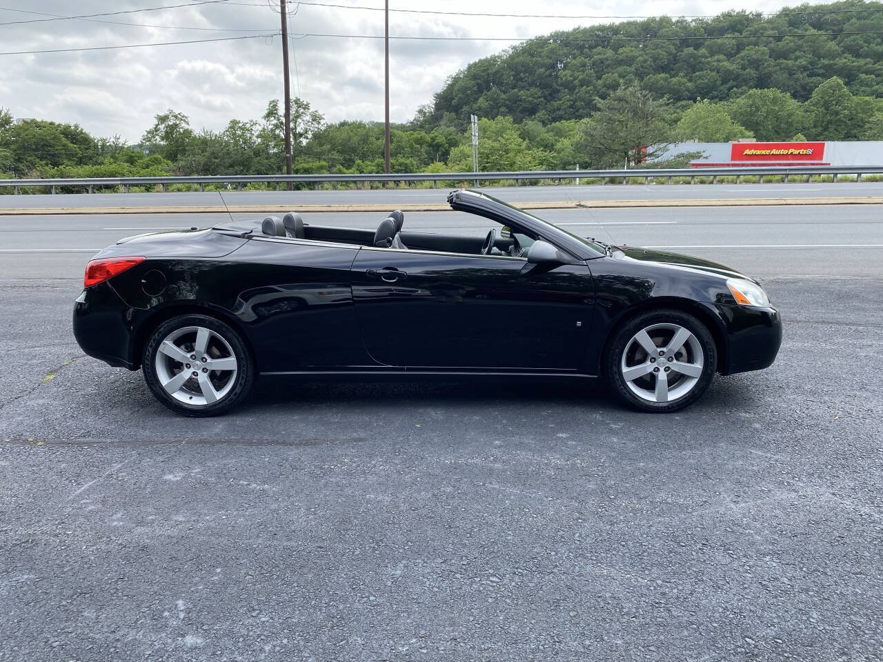 Used 2007 Pontiac G6 GT w/ Premium Package FWD image 5