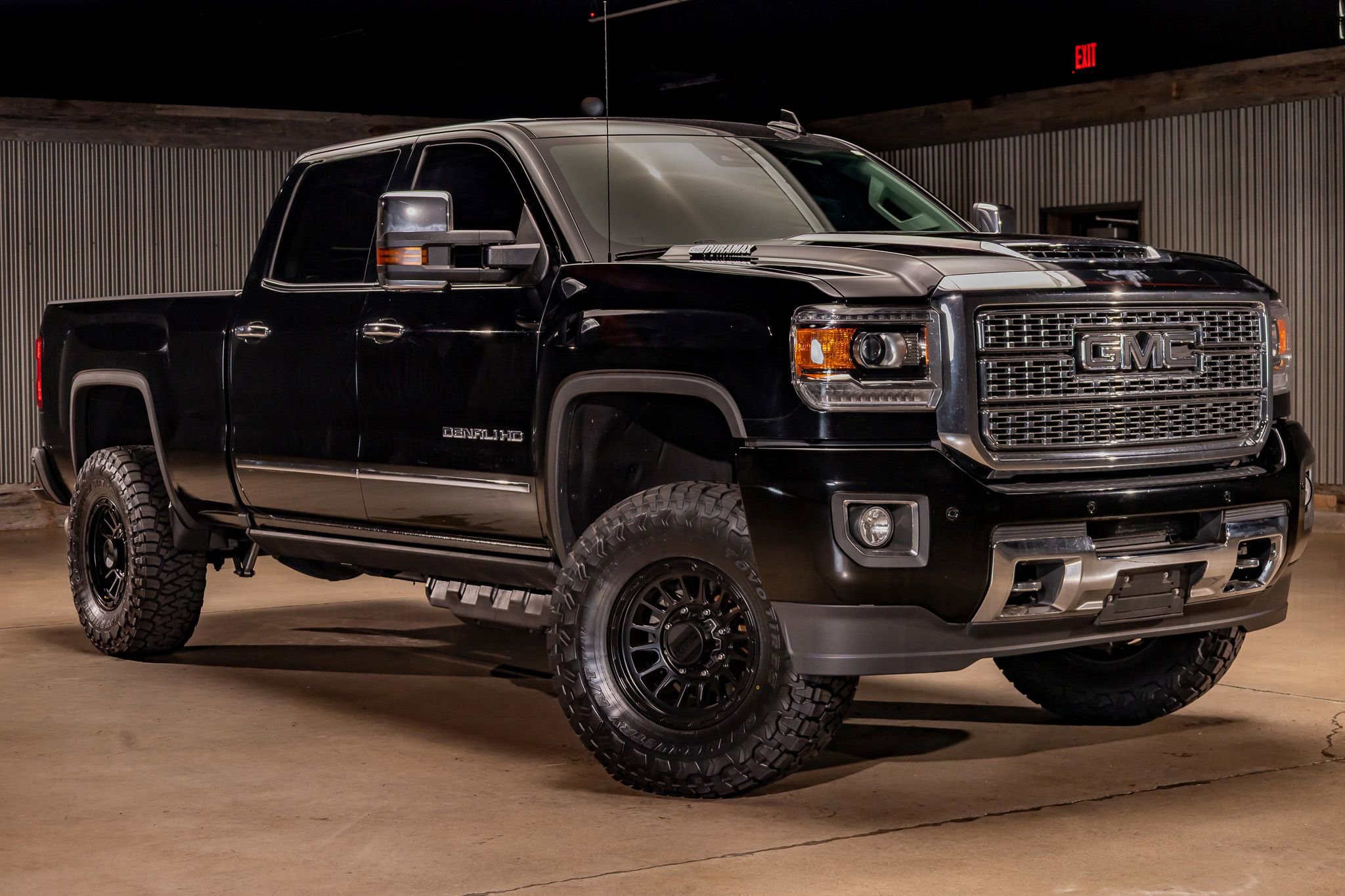 Used 2019 GMC Sierra 2500 Denali w/ Duramax Plus Package