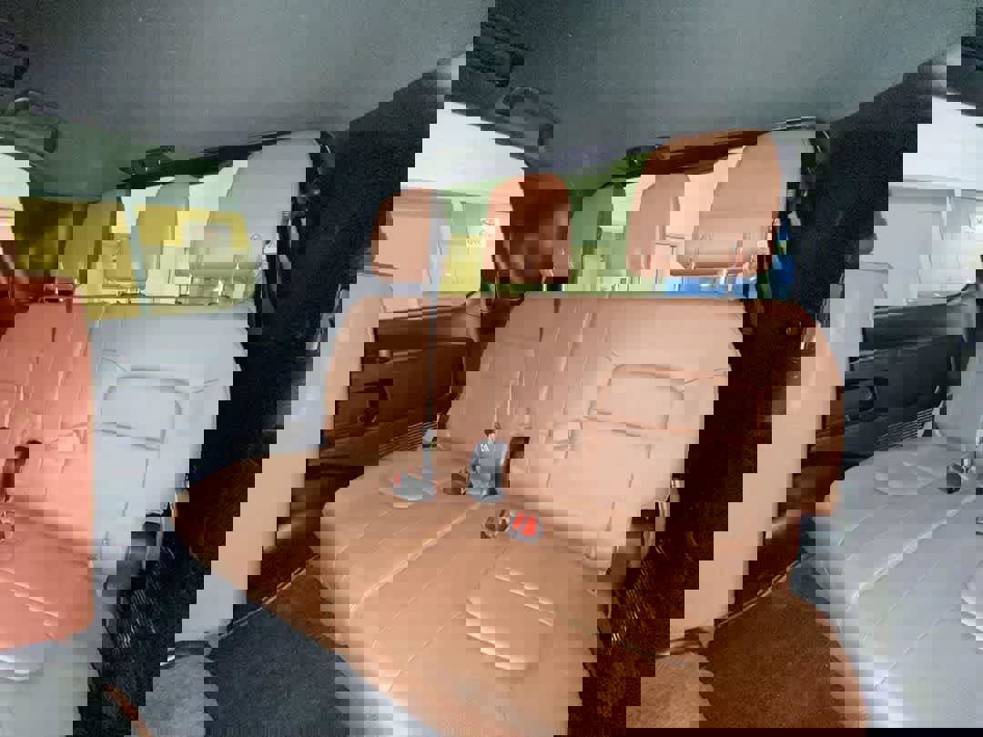 Used 2019 Toyota Land Cruiser image 25