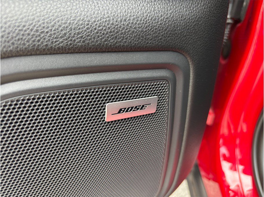 Used 2018 Porsche Macan Sport Edition AWD/4WD image 24