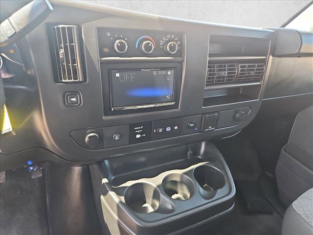 Used 2018 Chevrolet Express 2500 LT w/ LT Preferred Equipment Group RWD image 19