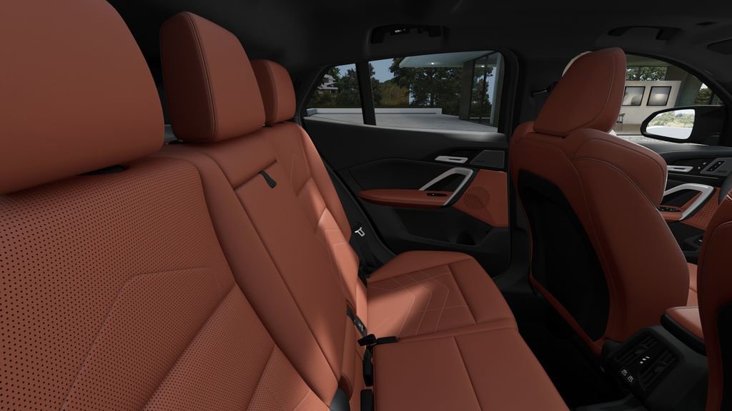 New 2026 BMW X2 xDrive28i AWD/4WD image 12
