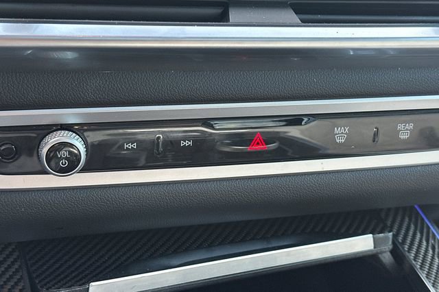 Used 2026 BMW X5 M60i image 24