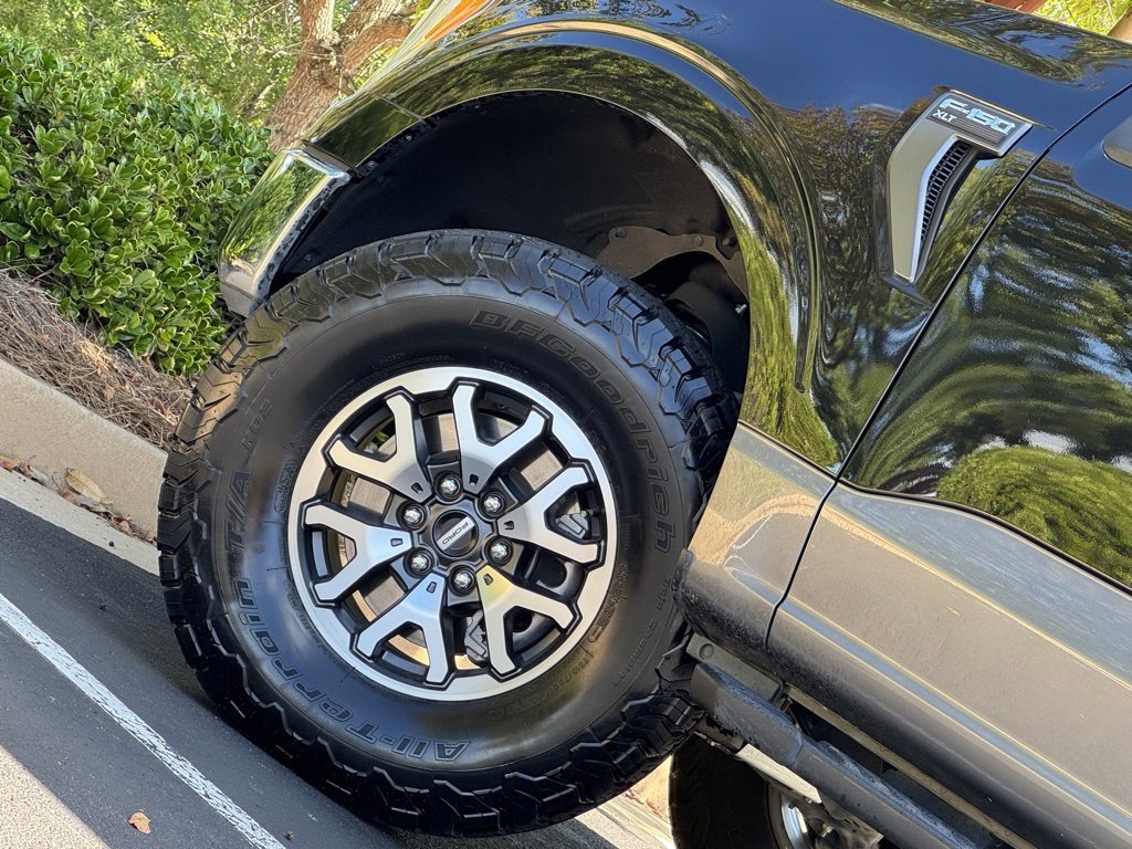 Used 2022 Ford F150 XLT w/ Equipment Group 302A High image 10