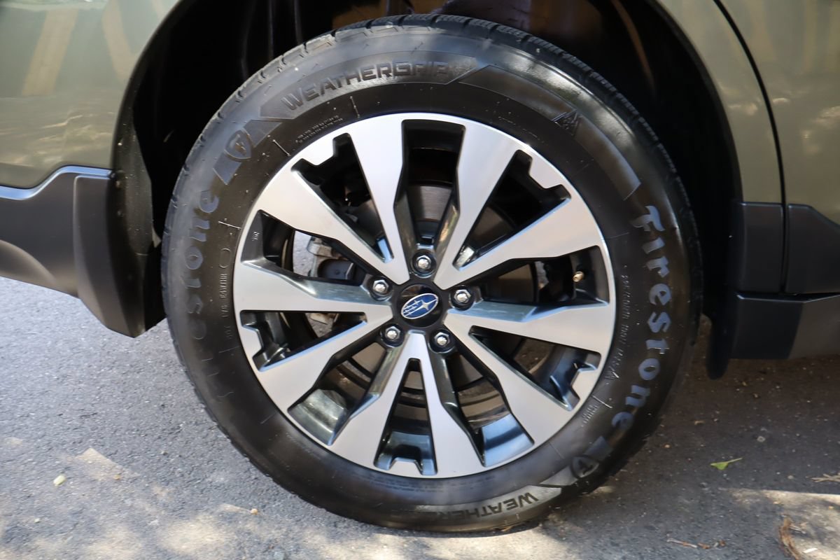 Used 2017 Subaru Outback 3.6R Limited AWD/4WD image 43