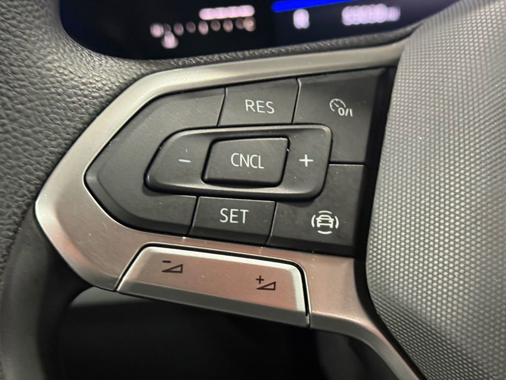 Used 2022 Volkswagen Taos S image 19