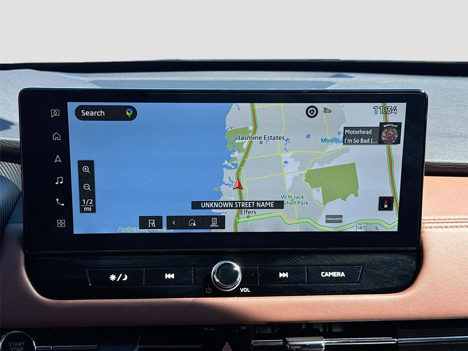 New 2025 Mitsubishi Outlander SEL image 13