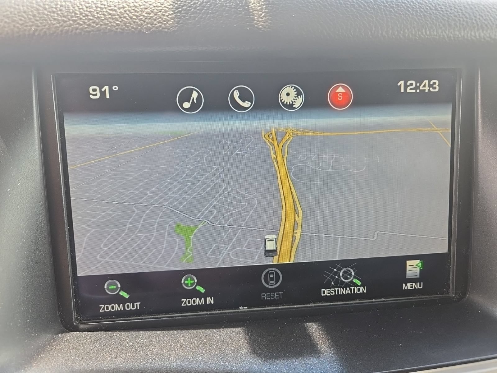 Used 2015 GMC Yukon Denali AWD/4WD image 5