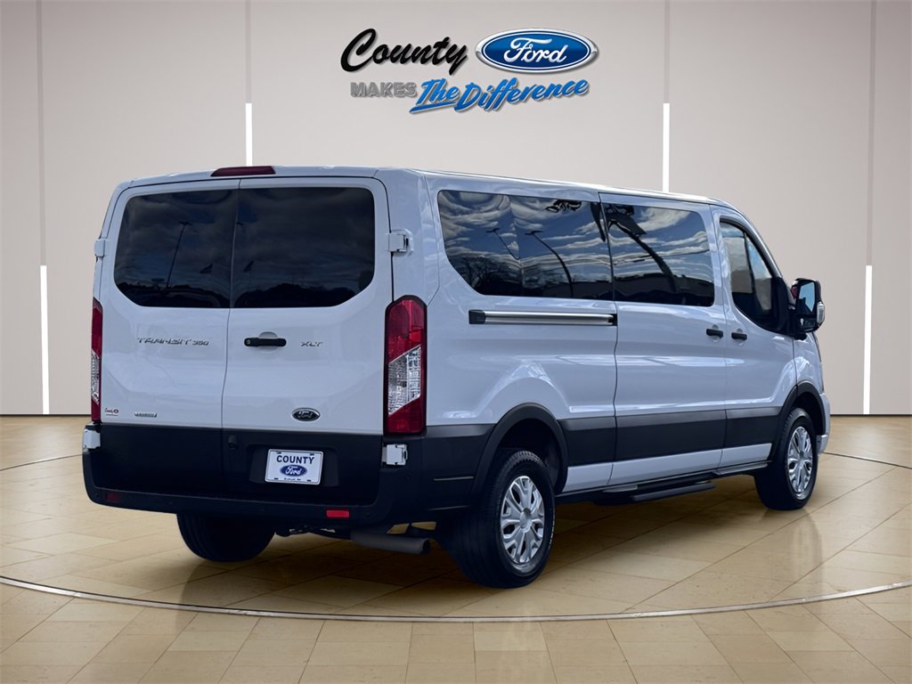 Used 2023 Ford Transit 350 XLT image 22