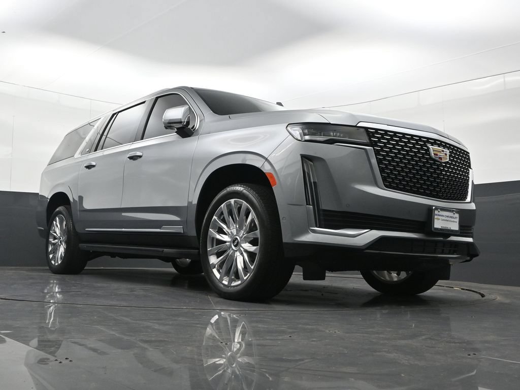Used 2024 Cadillac Escalade ESV Premium Luxury AWD/4WD image 45