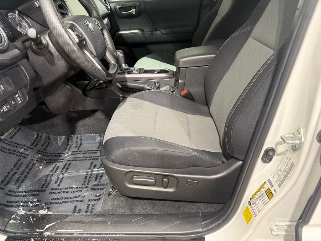 Certified 2023 Toyota Tacoma TRD Off-Road image 13