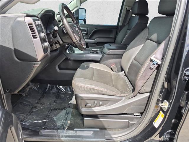 Used 2018 GMC Sierra 2500 SLT w/ Duramax Plus Package AWD/4WD image 16