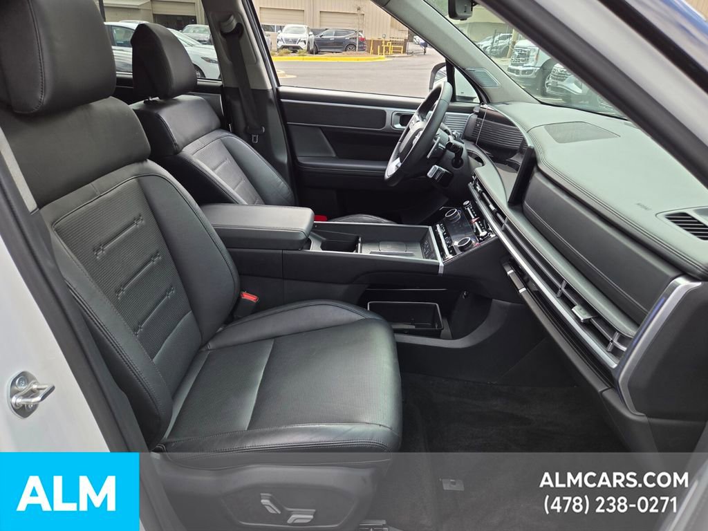 Used 2024 Hyundai Santa Fe Limited image 12