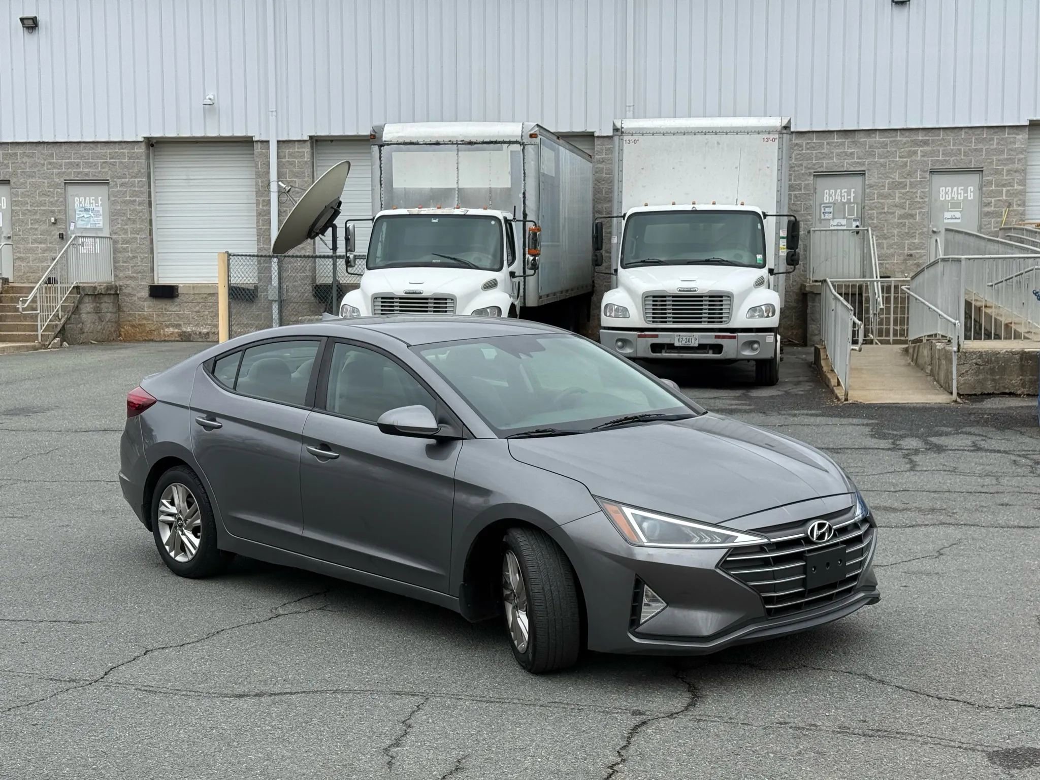 Used 2020 Hyundai Elantra SEL image 3