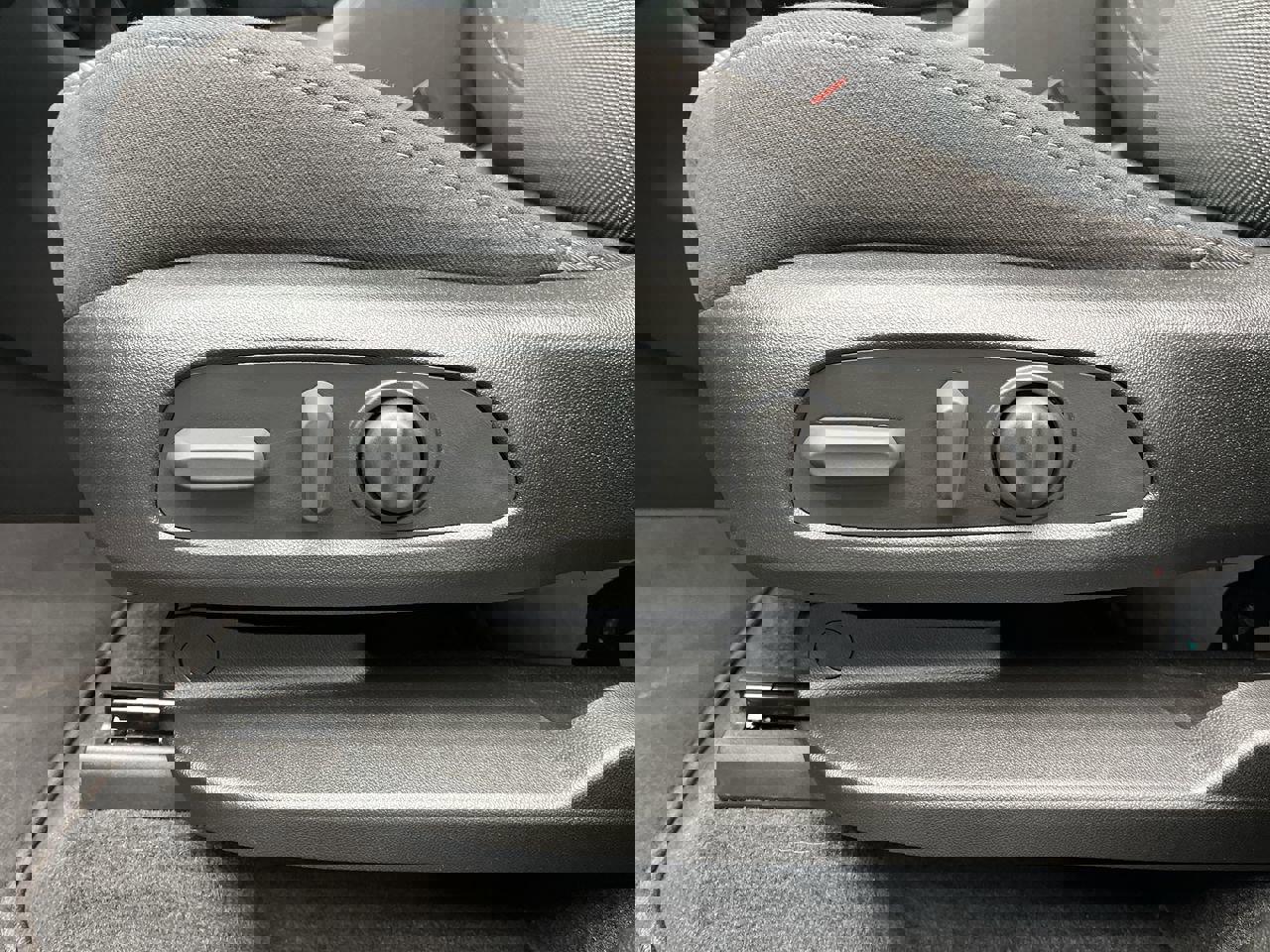 Certified 2023 Chevrolet Traverse LT image 10