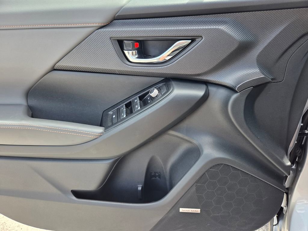 Used 2025 Subaru Crosstrek 2.5i Limited w/ Popular Package #3A AWD/4WD image 20