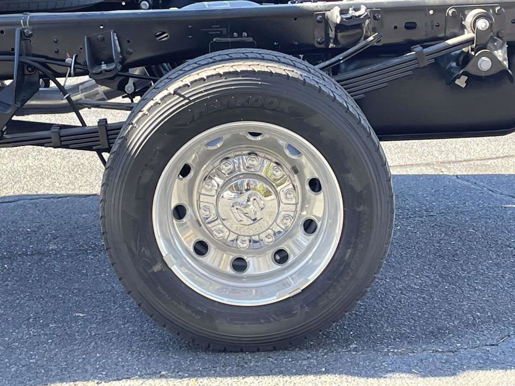 New 2026 RAM 5500 Tradesman w/ Chrome Appearance Group image 12