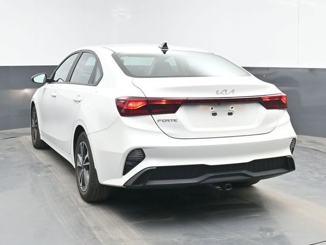 Used 2023 Kia Forte LXS w/ LXS Technology Package FWD image 12