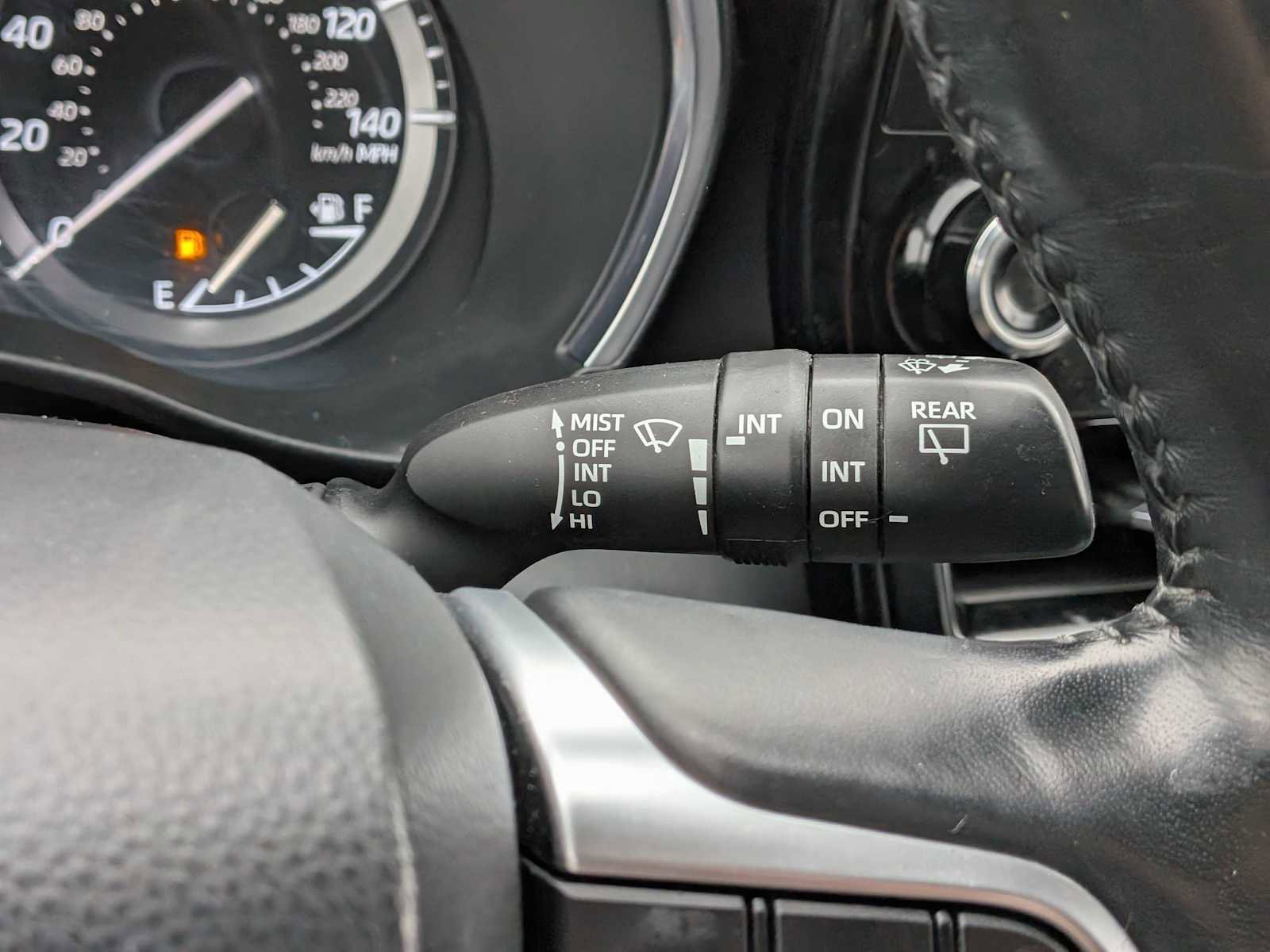 Used 2021 Toyota Highlander Limited image 27