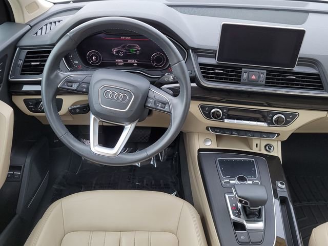 Used 2020 Audi Q5 e Premium Plus image 12