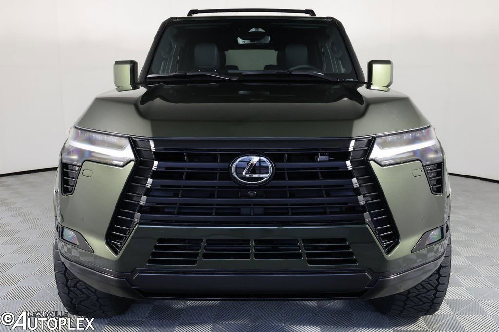 Used 2026 Lexus GX 550 w/ Accessory Package (2T) AWD/4WD image 2