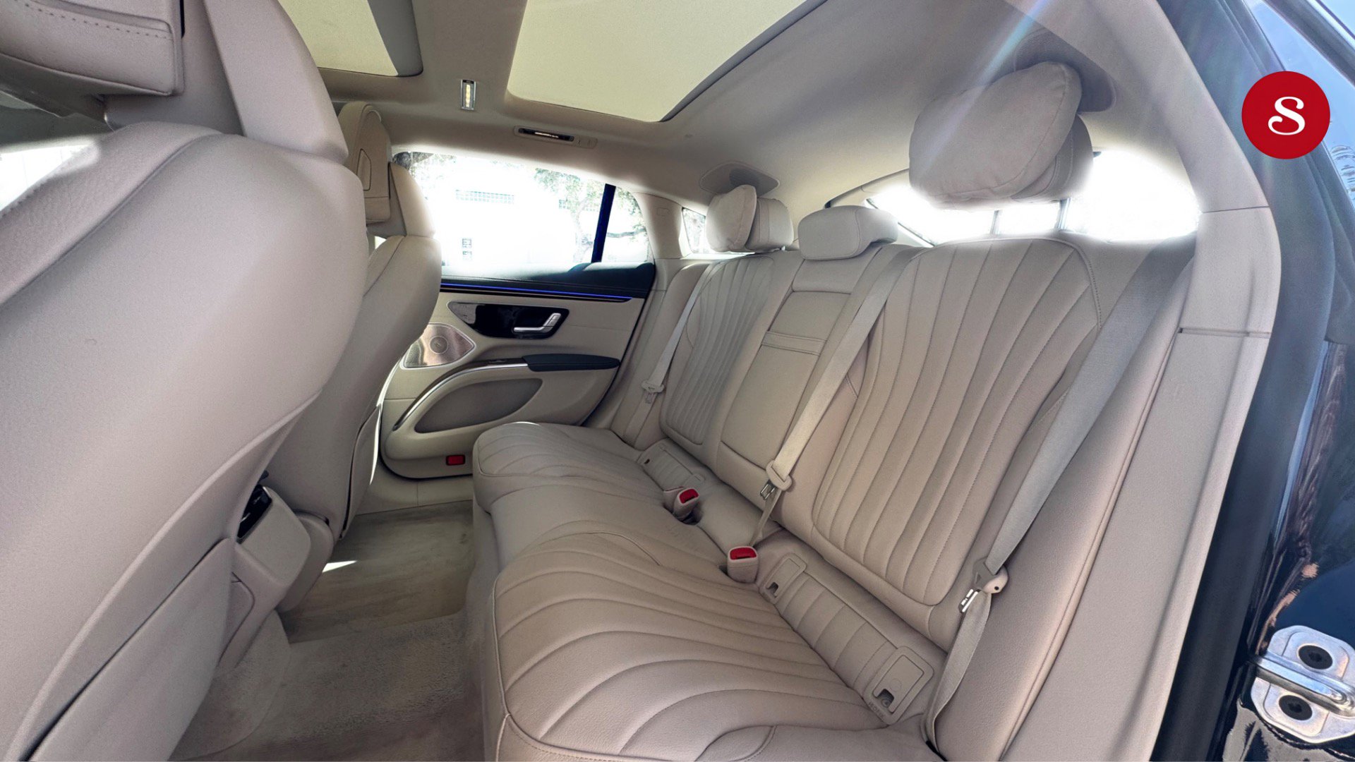Used 2023 Mercedes-Benz EQS 580 4MATIC Sedan image 12