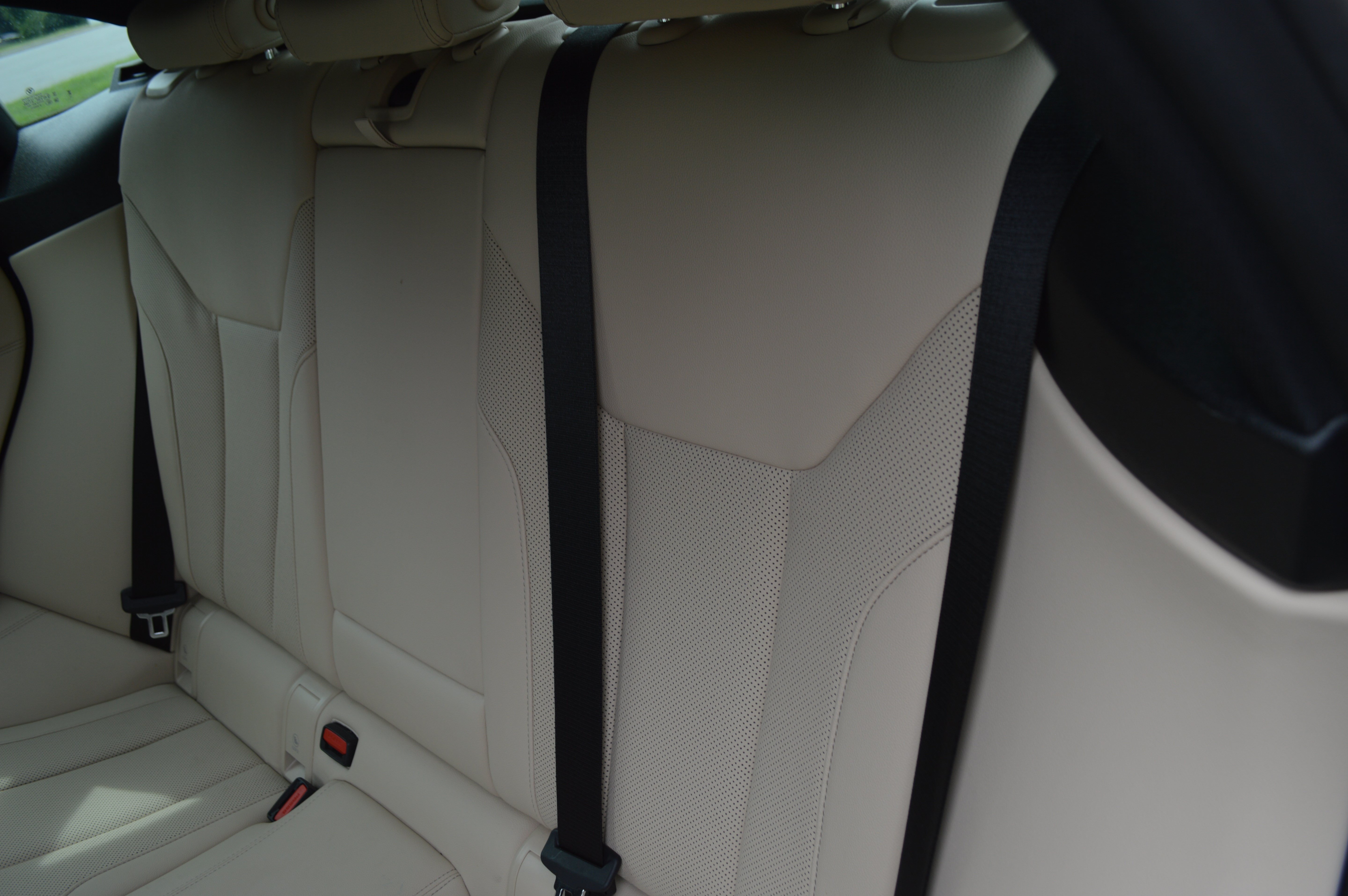 Certified 2024 BMW i4 eDrive35 w/ Convenience Package RWD image 31