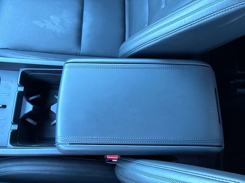 Used 2024 Hyundai Santa Fe Calligraphy AWD/4WD image 38