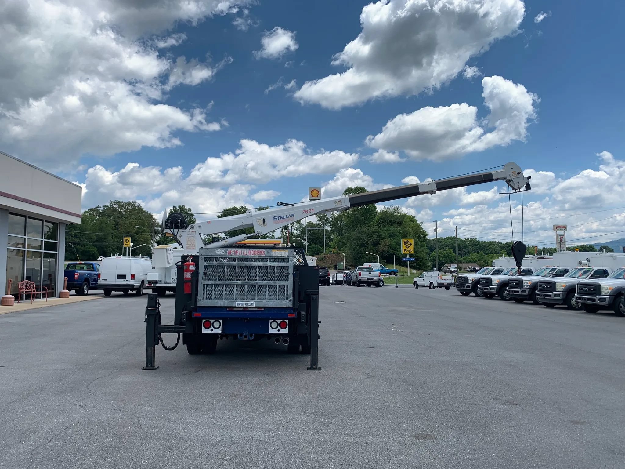 Used 2014 Ford F550 4x4 Regular Cab Super Duty image 44