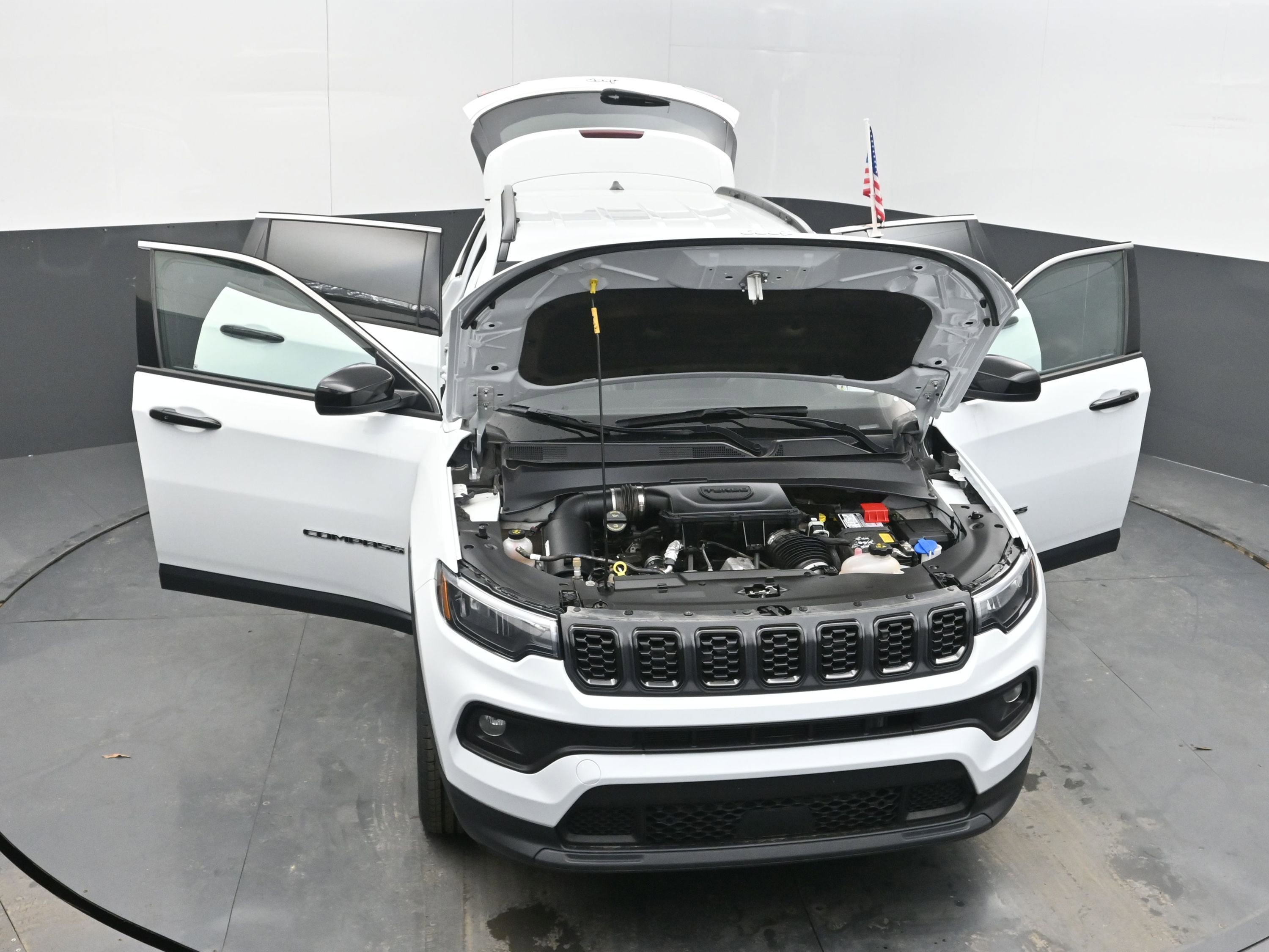 Used 2024 Jeep Compass Latitude image 40