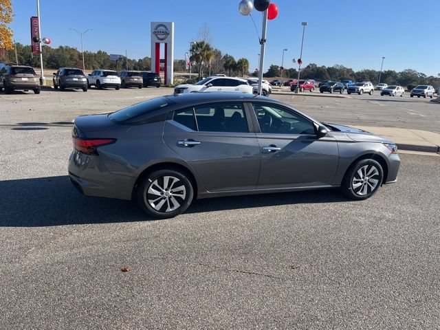 New 2025 Nissan Altima 2.5 S FWD image 11