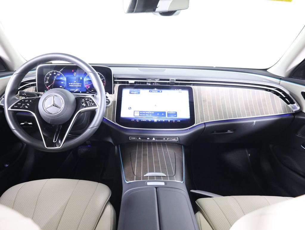 Certified 2025 Mercedes-Benz E 450 4MATIC Sedan image 40