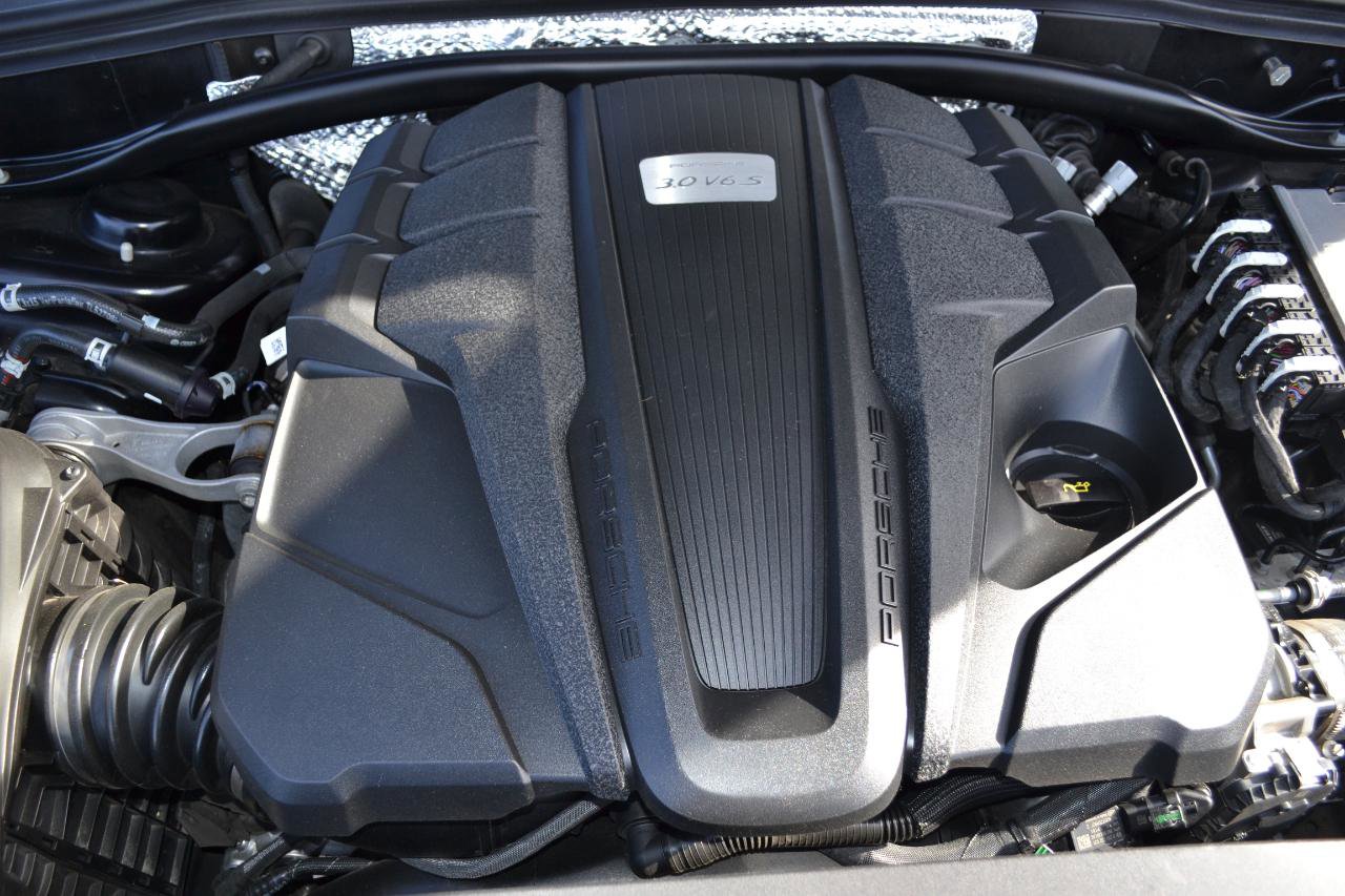 Used 2019 Porsche Macan S image 52