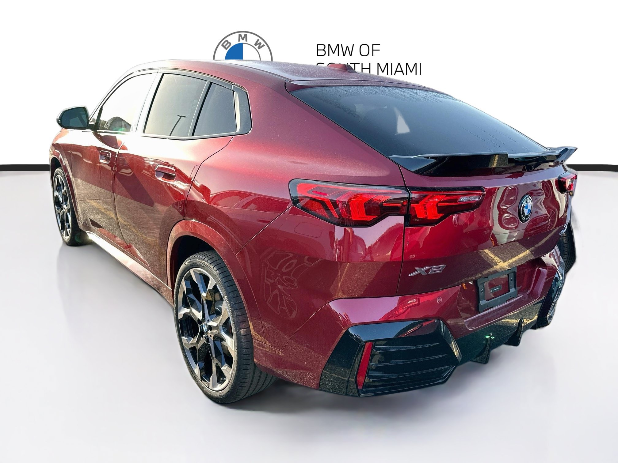 New 2026 BMW X2 xDrive28i w/ M Sport Package AWD/4WD image 4