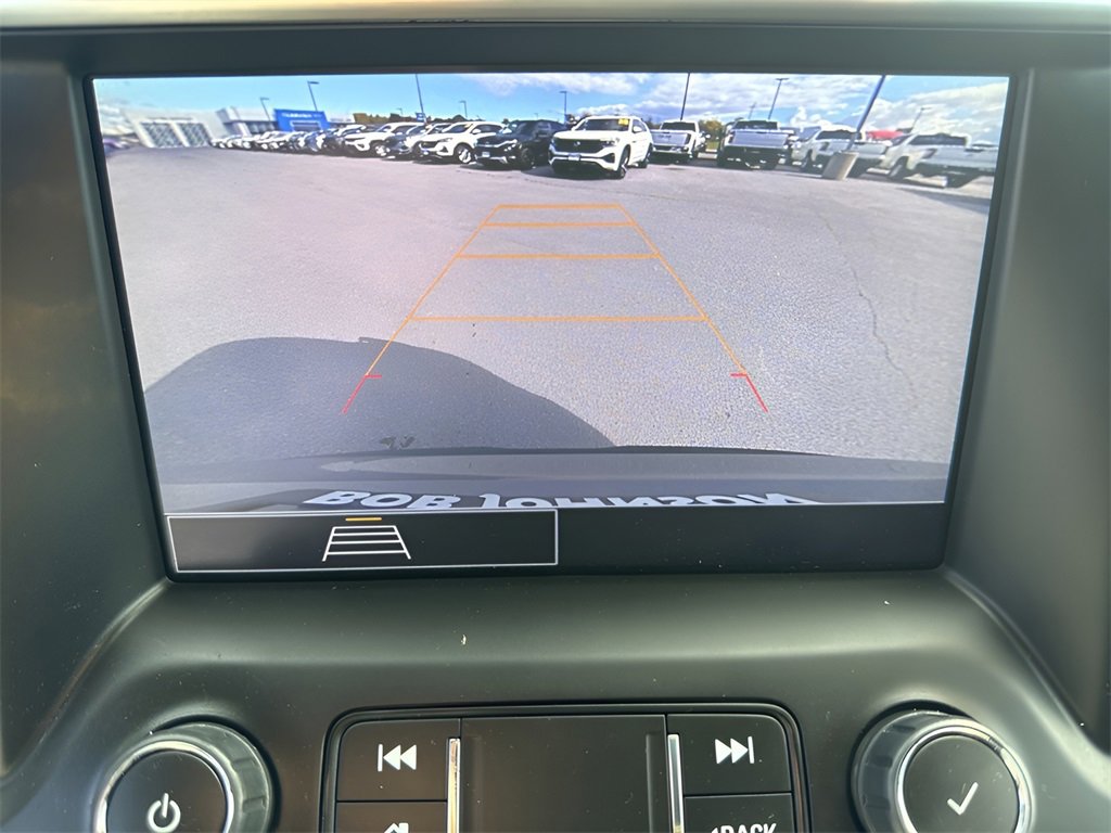 Used 2023 GMC Acadia SLE w/ Driver Convenience Package image 30