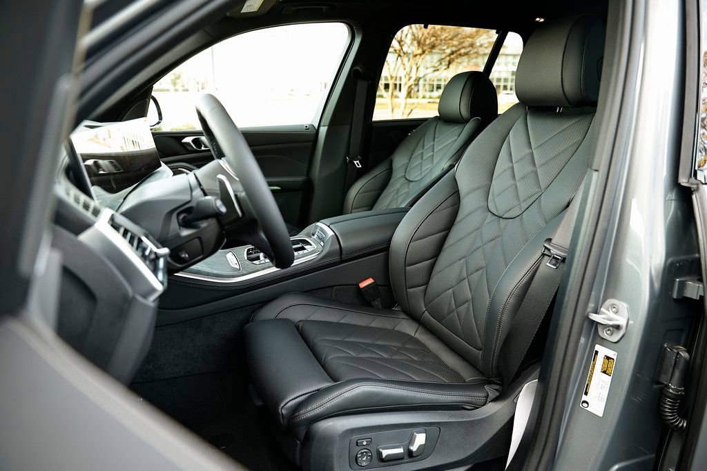 New 2026 BMW X5 sDrive40i w/ M Sport Package image 21
