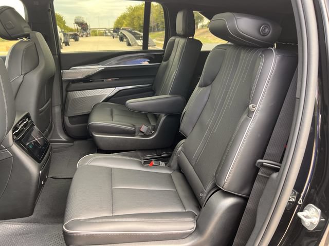 New 2026 Cadillac Escalade IQ Sport 2 w/ LPO, ONYX Package AWD/4WD image 25