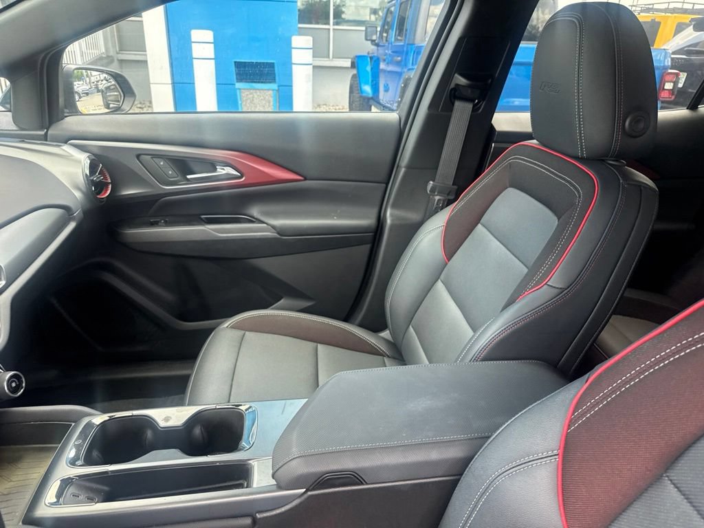Used 2024 Chevrolet Equinox EV RS FWD image 13