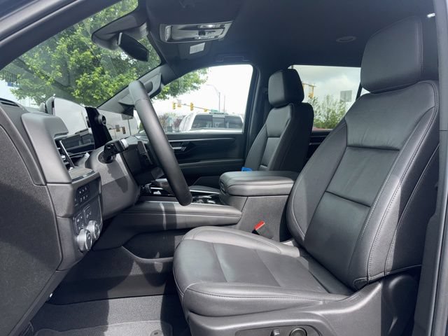 Used 2025 Chevrolet Tahoe LT AWD/4WD image 10