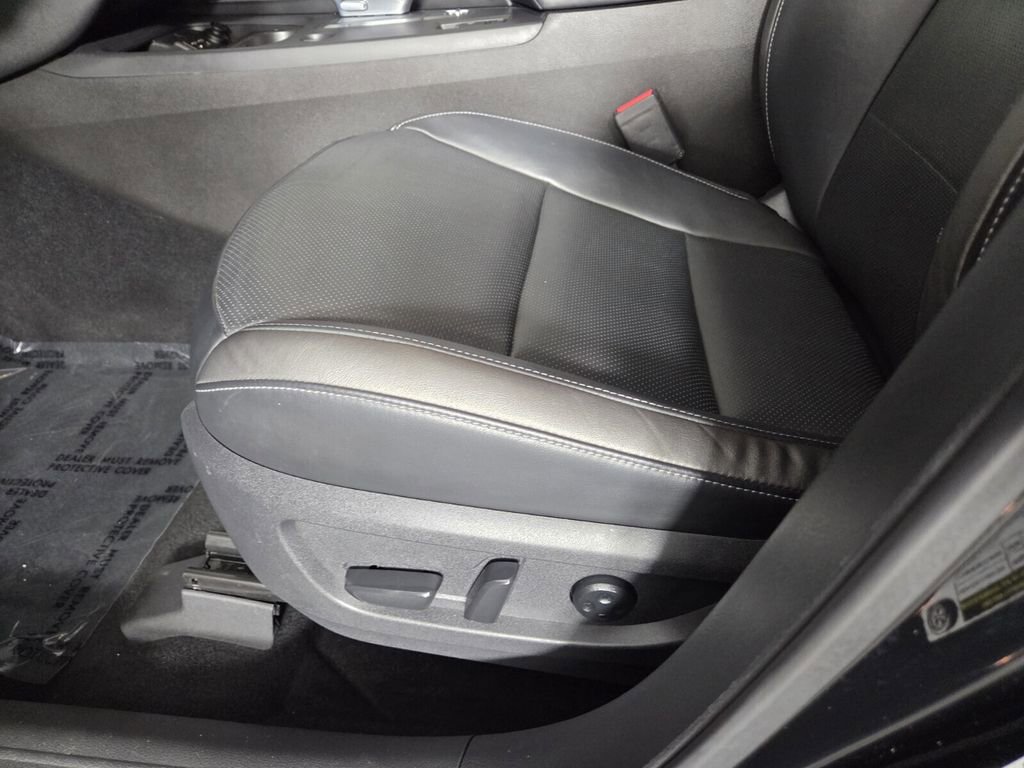 Used 2023 INFINITI QX50 Luxe image 14