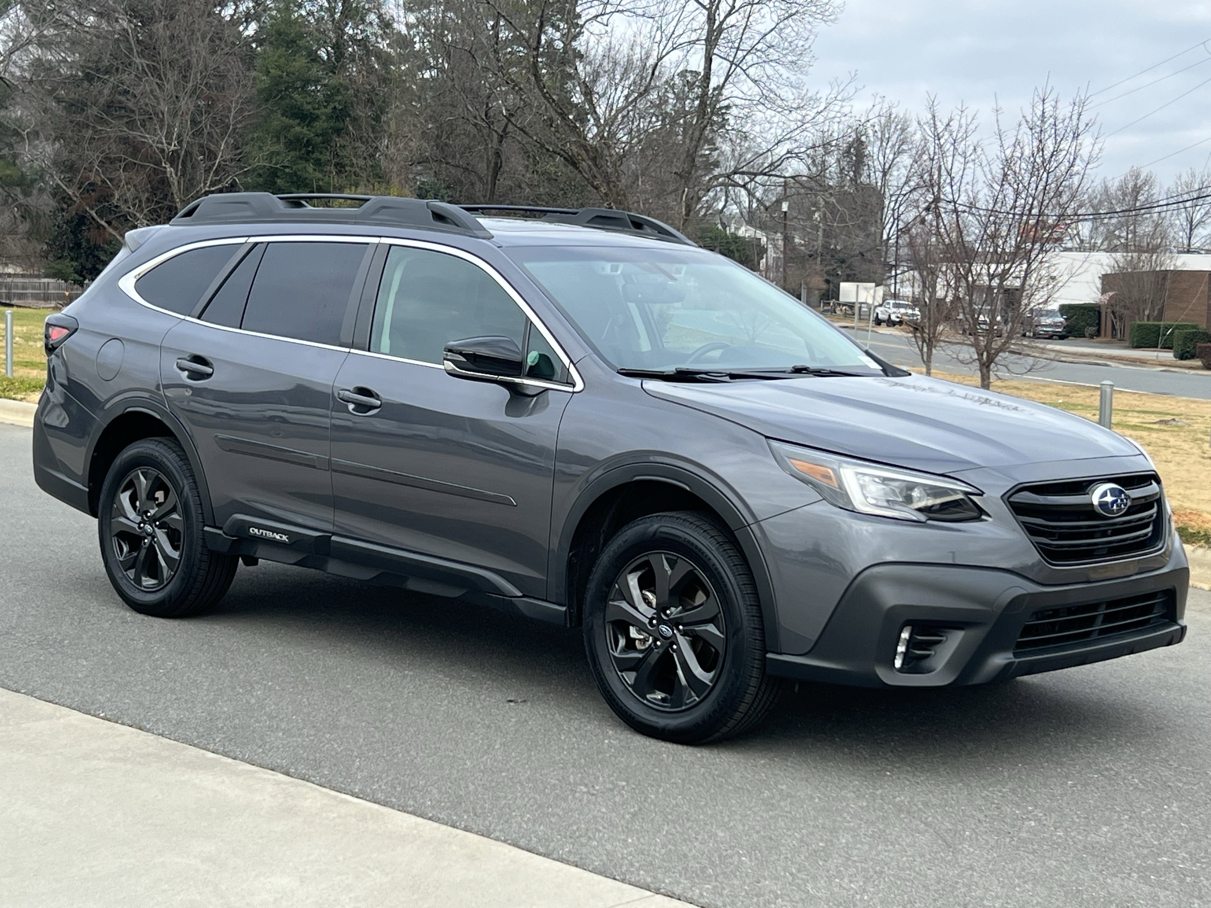 Used 2022 Subaru Outback Onyx Edition XT image 2