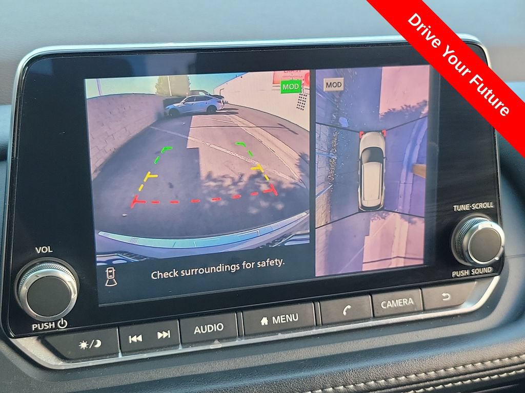 Used 2021 Nissan Rogue SL AWD/4WD image 11