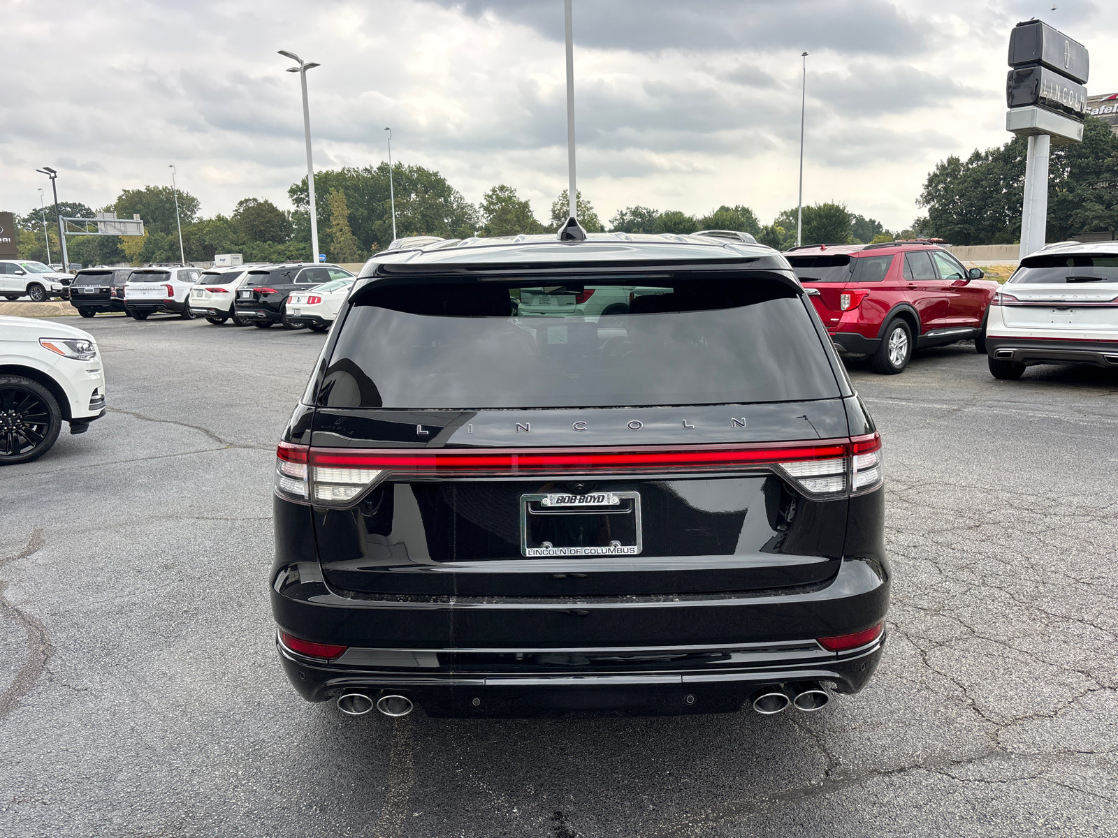New 2025 Lincoln Aviator Black Label w/ Jet Appearance Package image 6