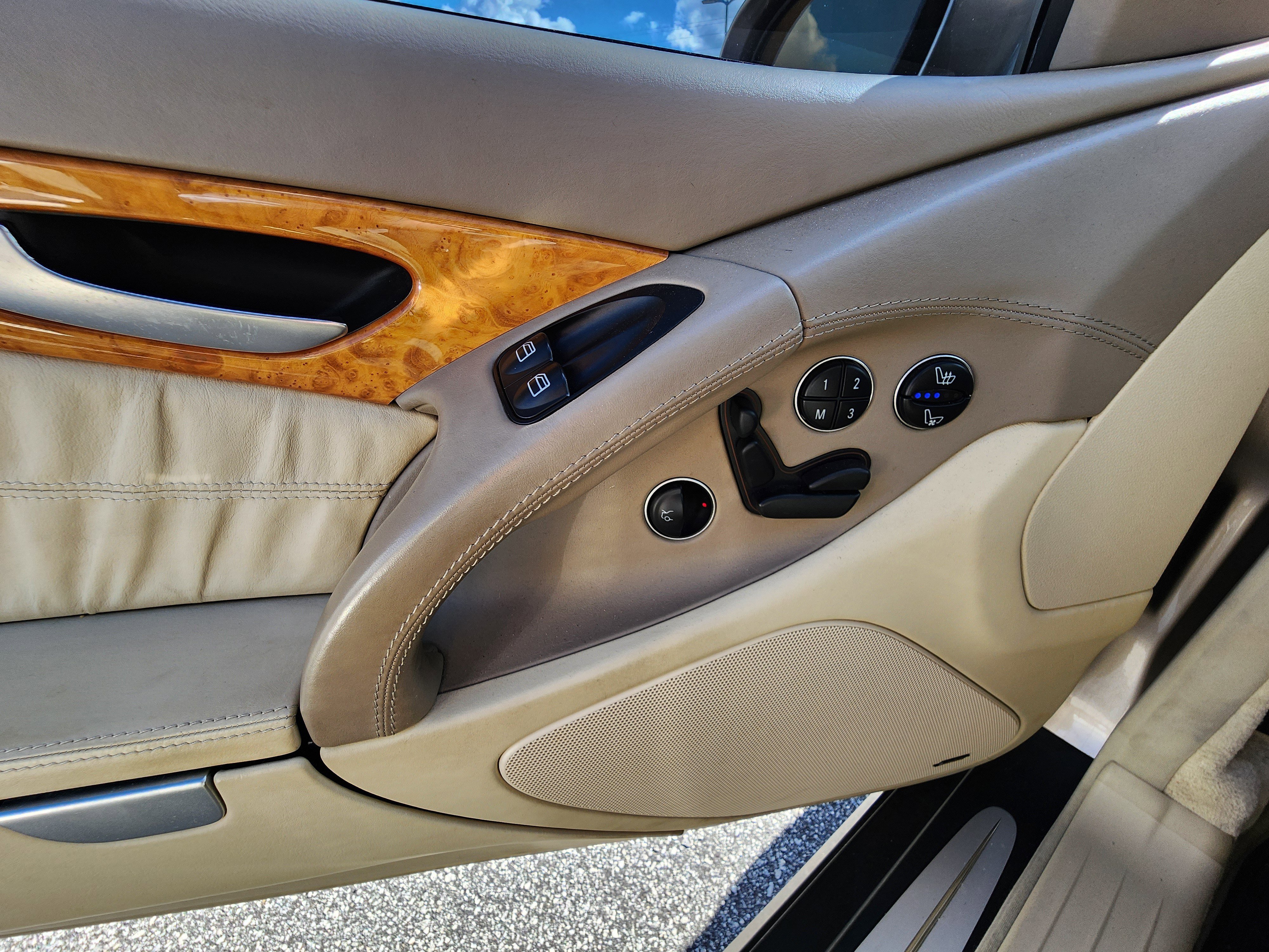 Used 2004 Mercedes-Benz SL 600 image 19