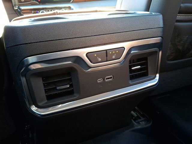 New 2026 GMC Sierra 2500 Denali Ultimate image 12